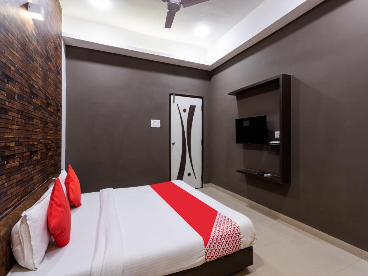 Oyo 72937 Hotel Tyagraj Agra  Ngoại thất bức ảnh